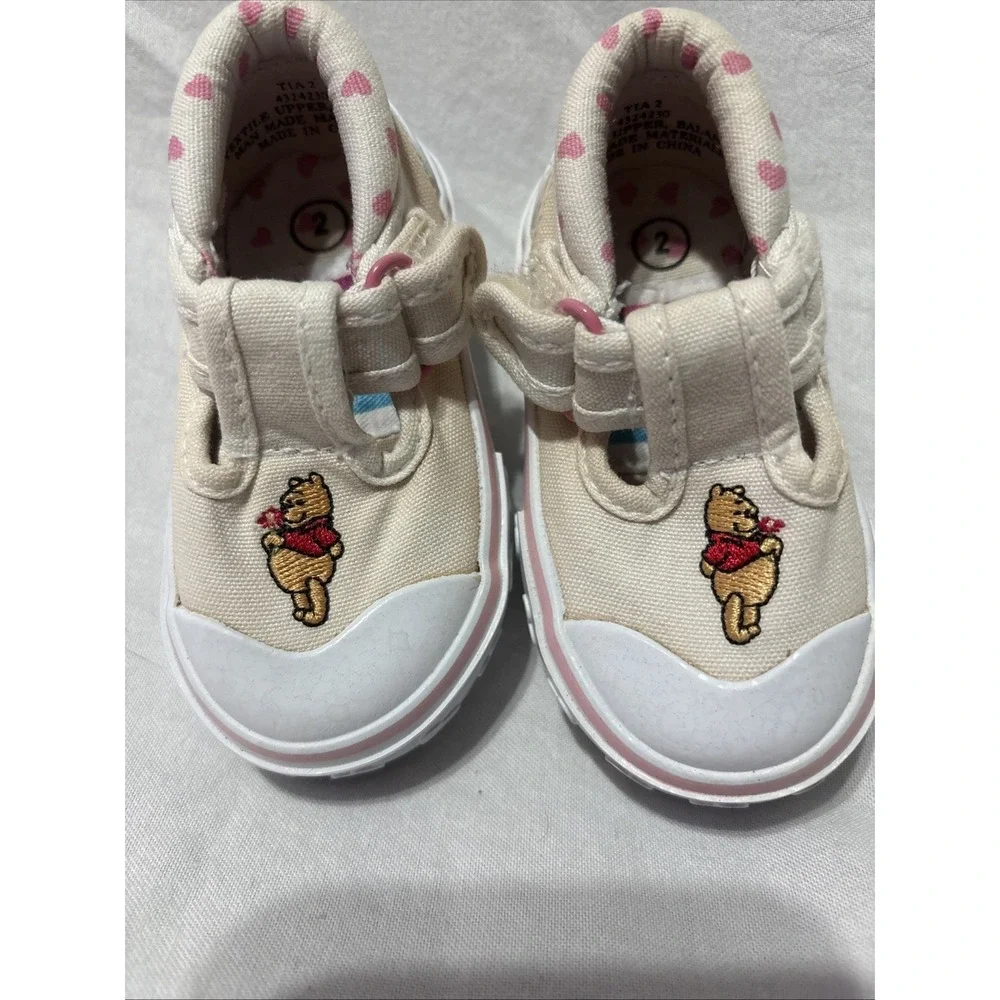Winnie the pooh vintage Disney kids shoes girls size 2T hearts casual‎